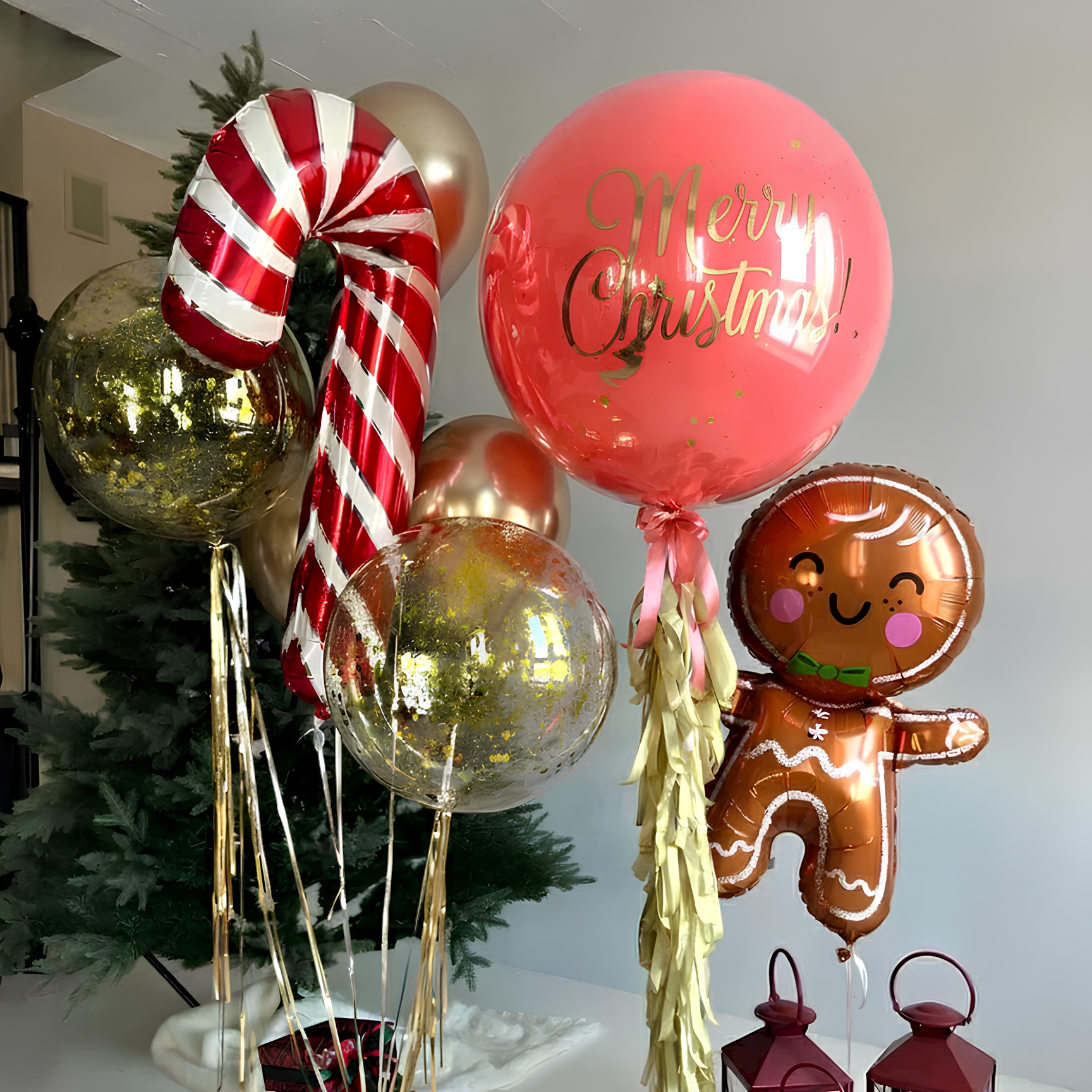 CHRISTMAS ROOM DECOR