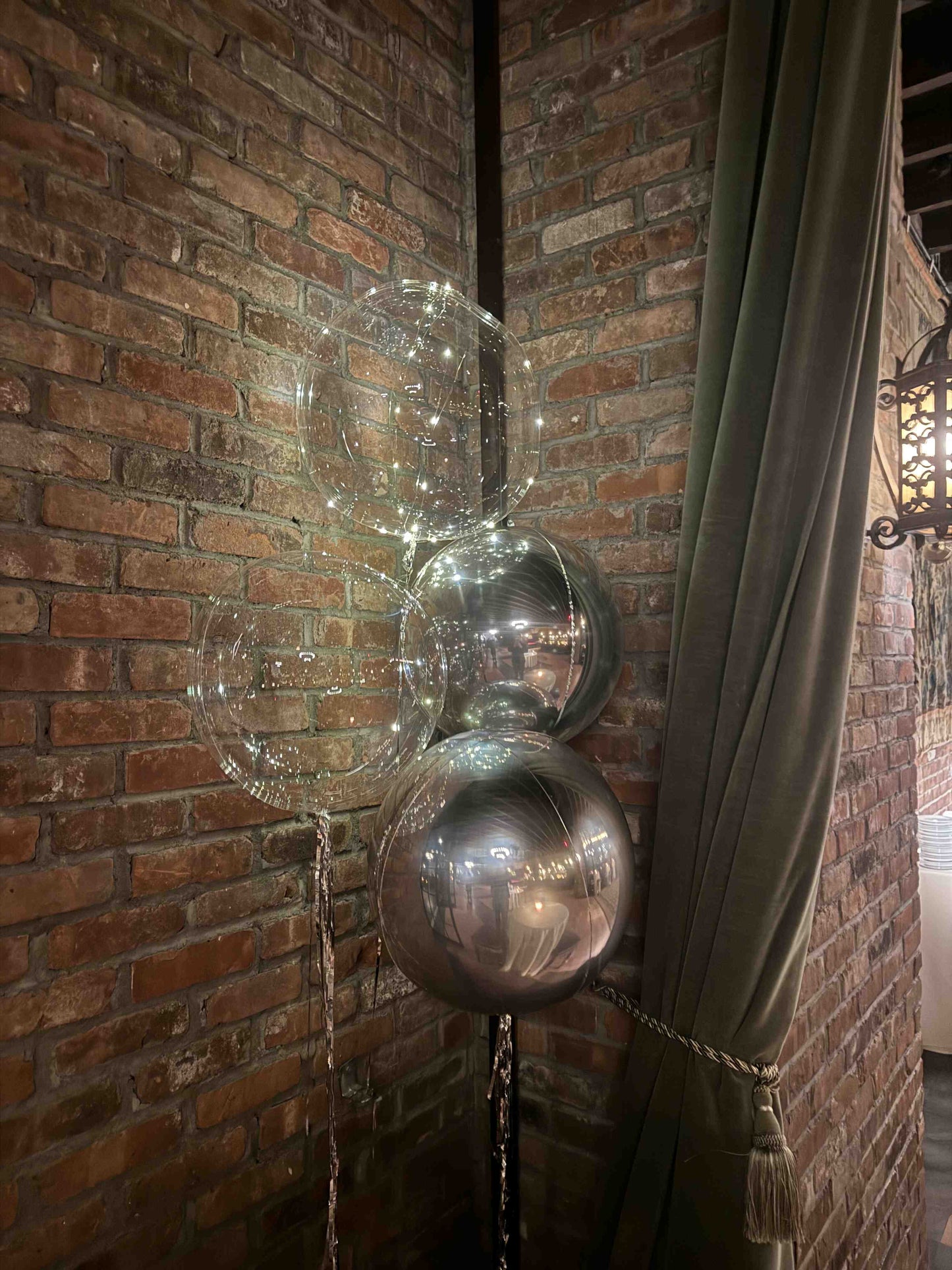 5 LED Balloons (helium inflated)