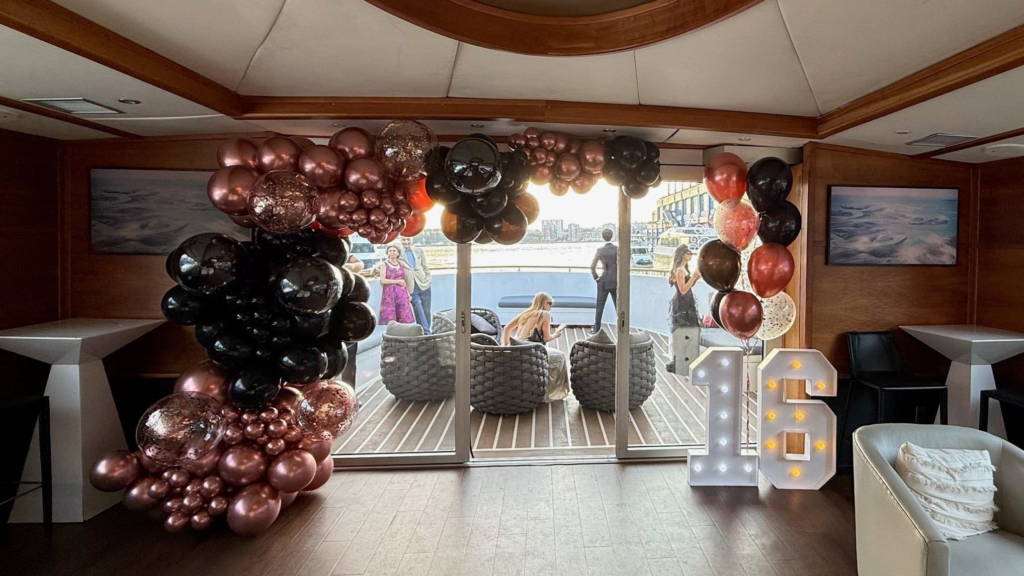 Large Entrance Balloon Garland