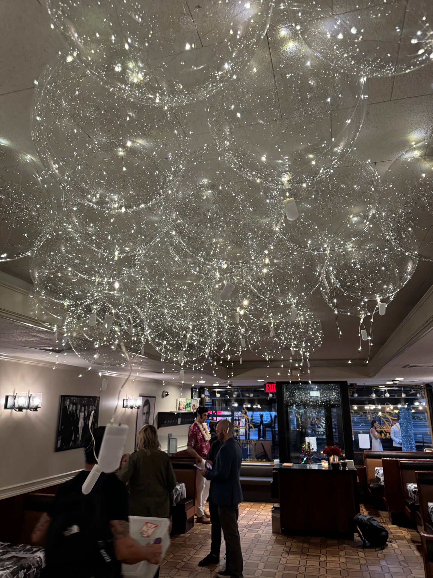 5 LED Balloons (helium inflated)