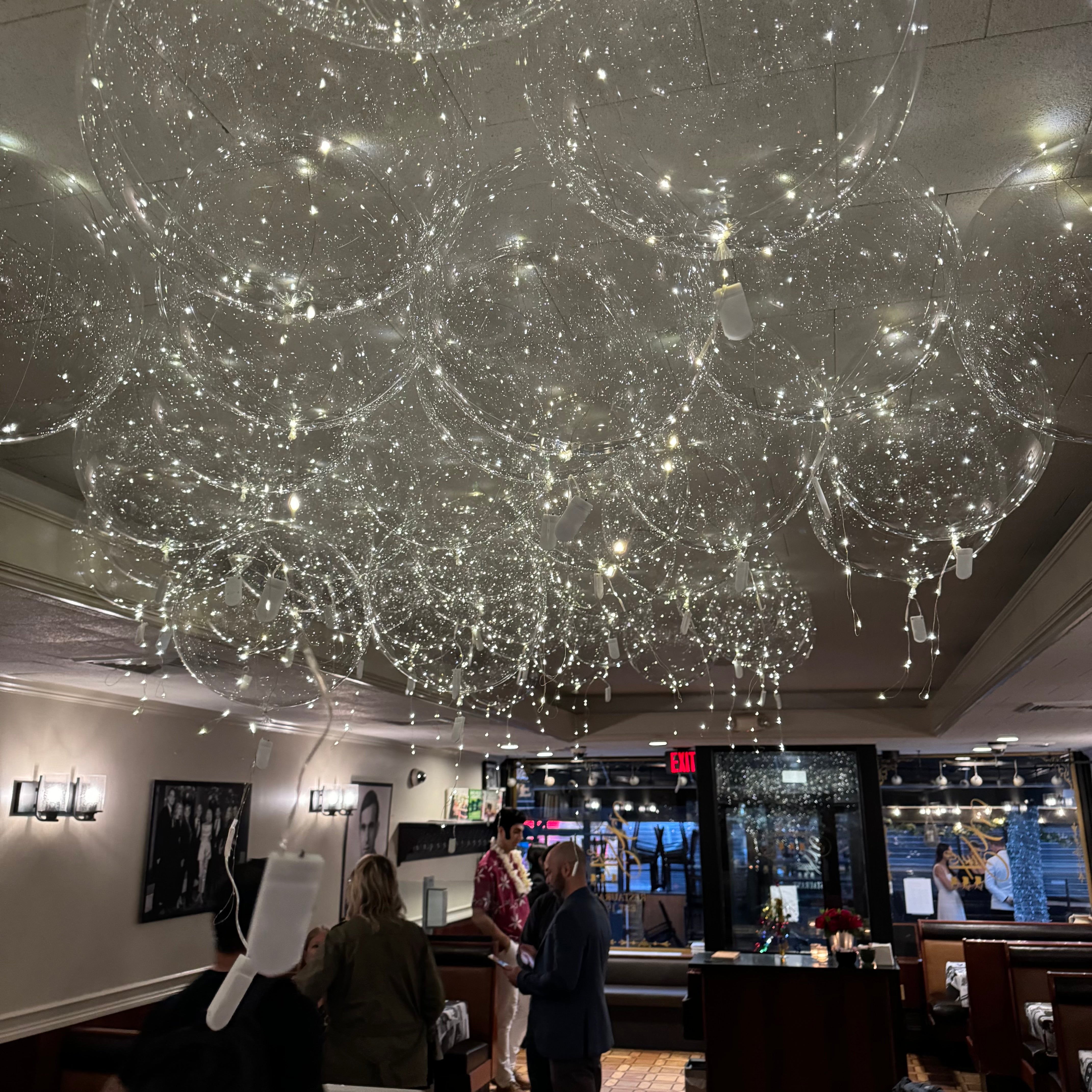 5 LED Christmas & NYE Balloons (helium inflated)