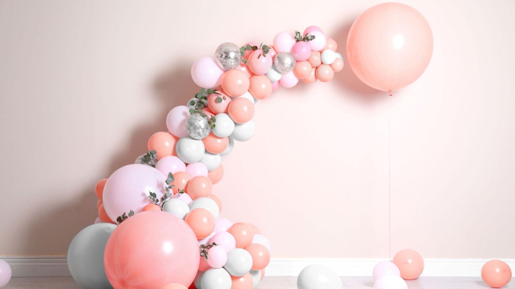 Balloon Garland vs. Balloon Column Comparison