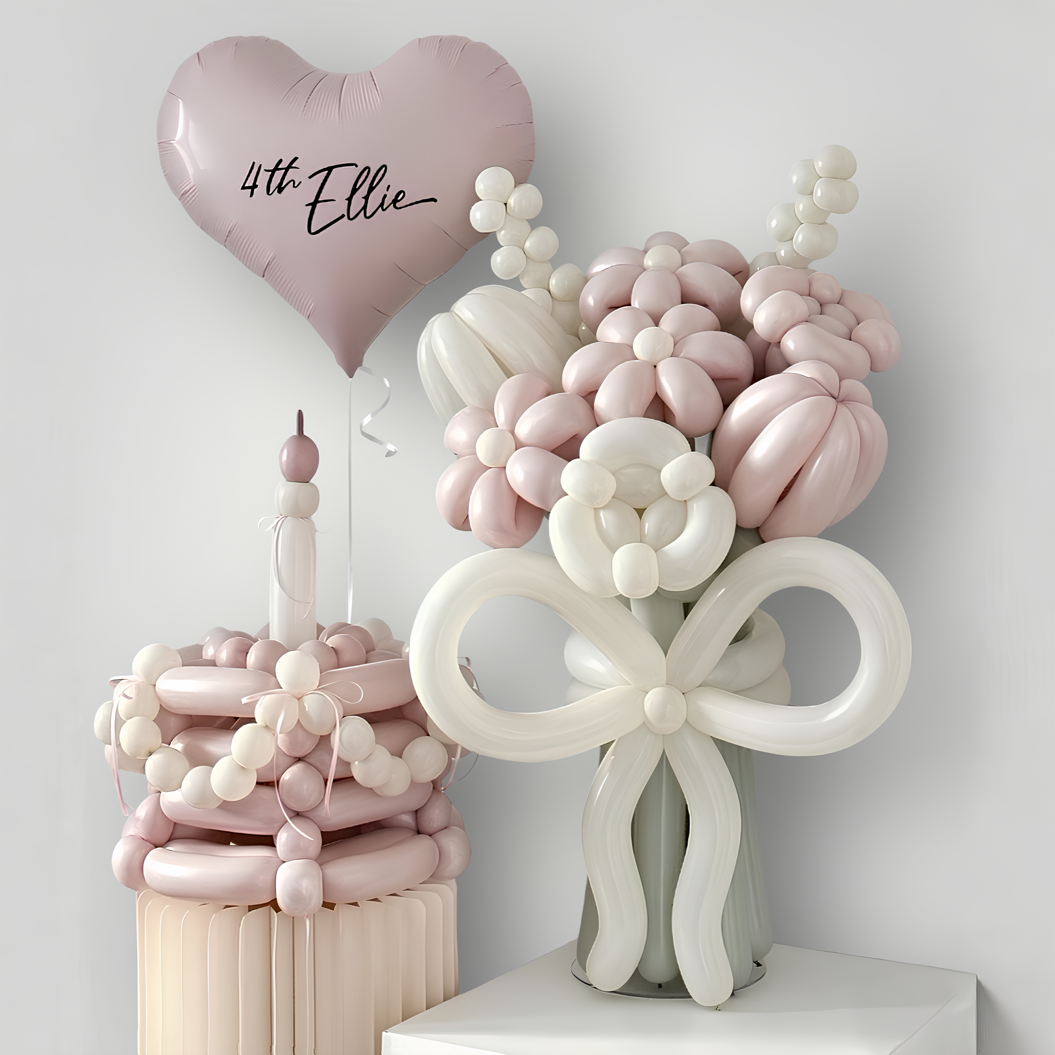 Custom balloon cake & bouquet set