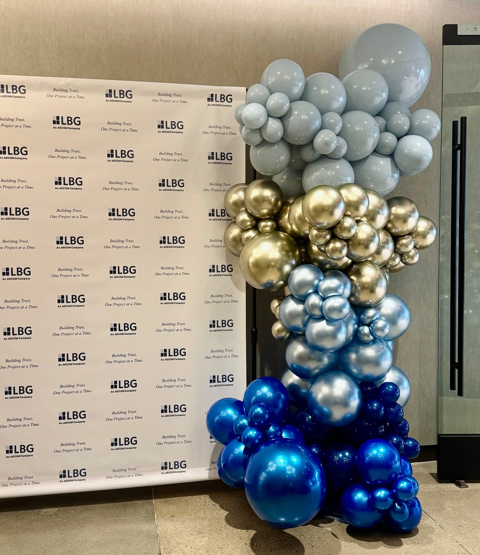 XL Organic Balloon Columns - Set of 2