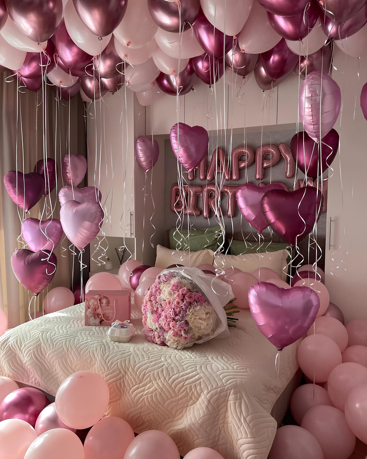 Grand Pink Magenta Birthday Room Set