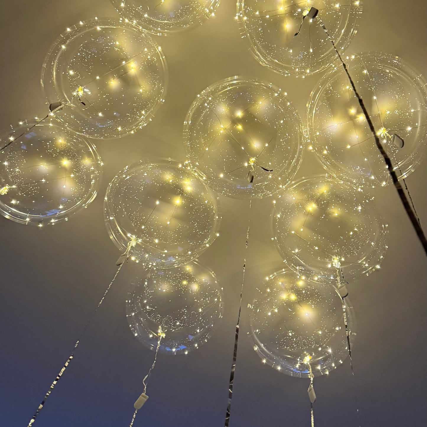 10 LED Balloons (helium inflated)